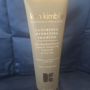 Luxurious Hydrating Shampoo - Cream